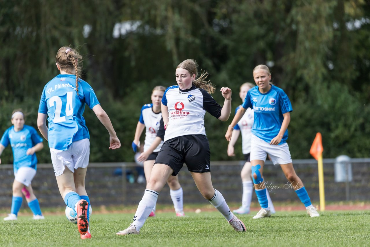 Bild 273 - wBJ VfL Pinneberg - Germania Schnelsen : Ergebnis: 15:1